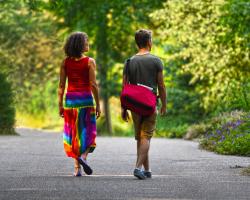 Sposób chodzenia może wpływać na nasz nastrój